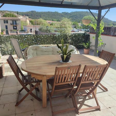 Appartement Provencal Avec Terrasse Dans Le Var Les Arcs-sur-Argens Dış mekan fotoğraf