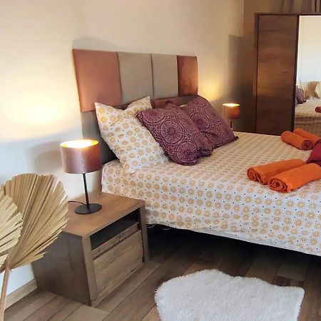Appartement Provencal Avec Terrasse Dans Le Var Les Arcs-sur-Argens Dış mekan fotoğraf
