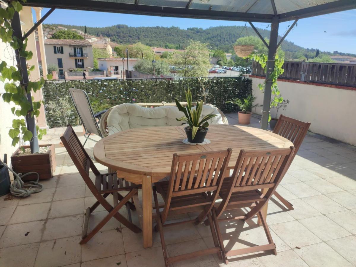 Appartement Provencal Avec Terrasse Dans Le Var Les Arcs-sur-Argens Dış mekan fotoğraf