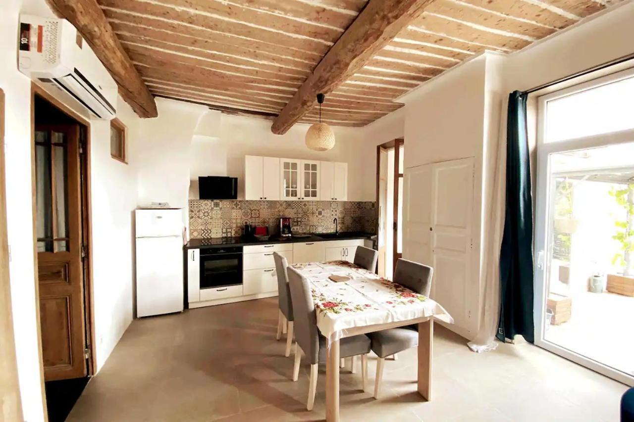 Appartement Provencal Avec Terrasse Dans Le Var Les Arcs-sur-Argens Dış mekan fotoğraf